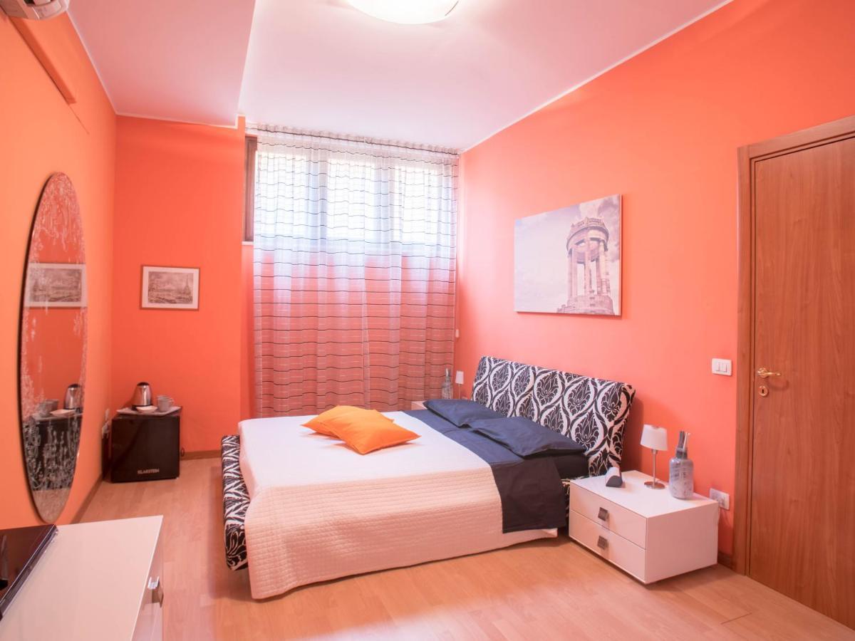 Juliette Rooms Iesi Luaran gambar