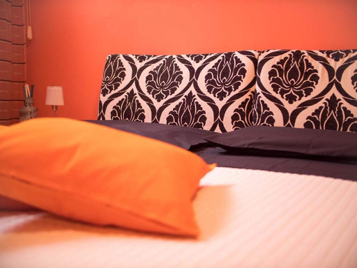 Juliette Rooms Iesi Luaran gambar